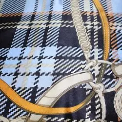 Платок из натурального шелка