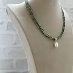 Ожерелье из хризоколлы, жемчуга