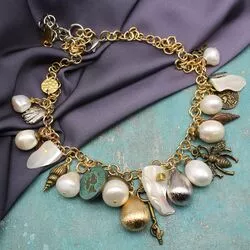 Ожерелье с барочным жемчугом и подвесками