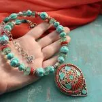 Ожерелье в этностиле из бирюзы и коралла. Тибетский стиль