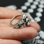 Необычное кольцо с цирконами